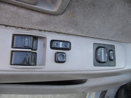 2002 TOYOTA TACOMA SR5 SILVER XTRA CAB SHORT BED 3.4L MT 4WD Z15064